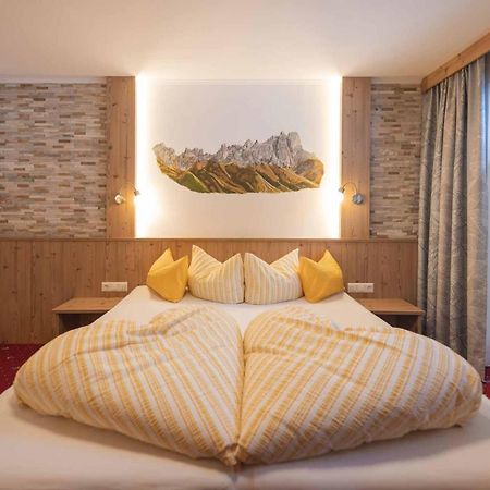 Haus Rosmarie Lägenhet Neustift im Stubaital Exteriör bild