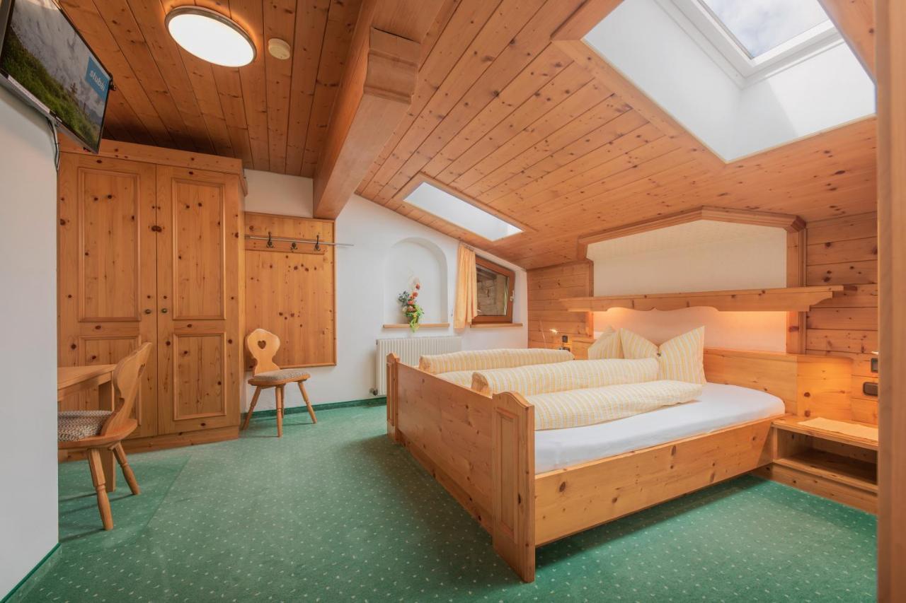Haus Rosmarie Lägenhet Neustift im Stubaital Exteriör bild