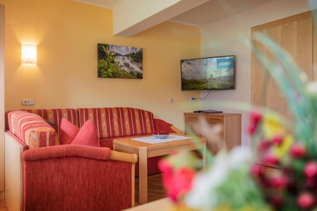 Haus Rosmarie Lägenhet Neustift im Stubaital Exteriör bild