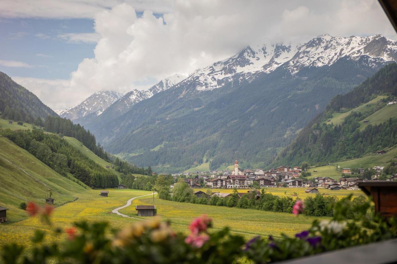 Haus Rosmarie Lägenhet Neustift im Stubaital Exteriör bild