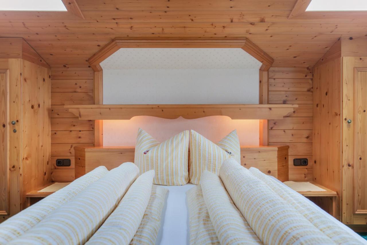 Haus Rosmarie Lägenhet Neustift im Stubaital Exteriör bild