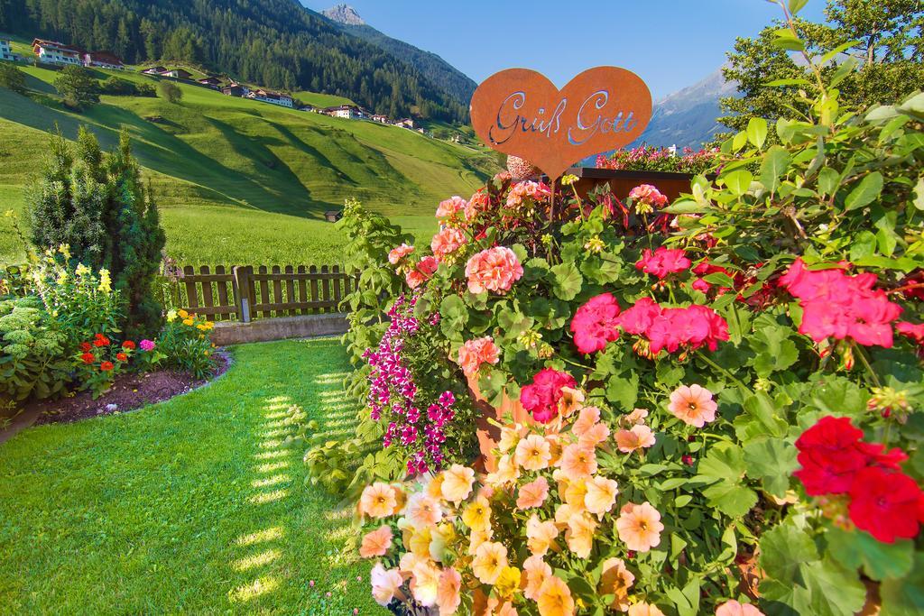 Haus Rosmarie Lägenhet Neustift im Stubaital Exteriör bild